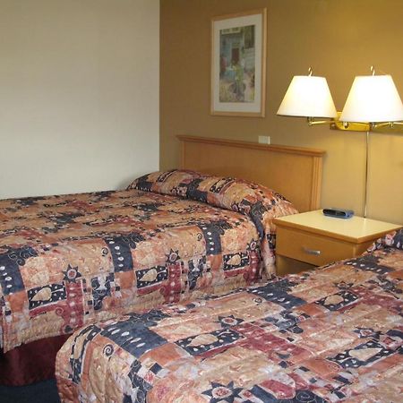 Kelowna Good Night Inn Exterior photo