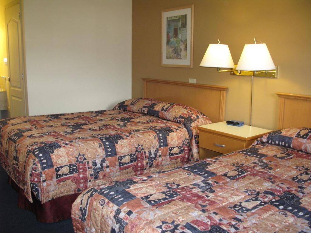 Kelowna Good Night Inn Exterior photo